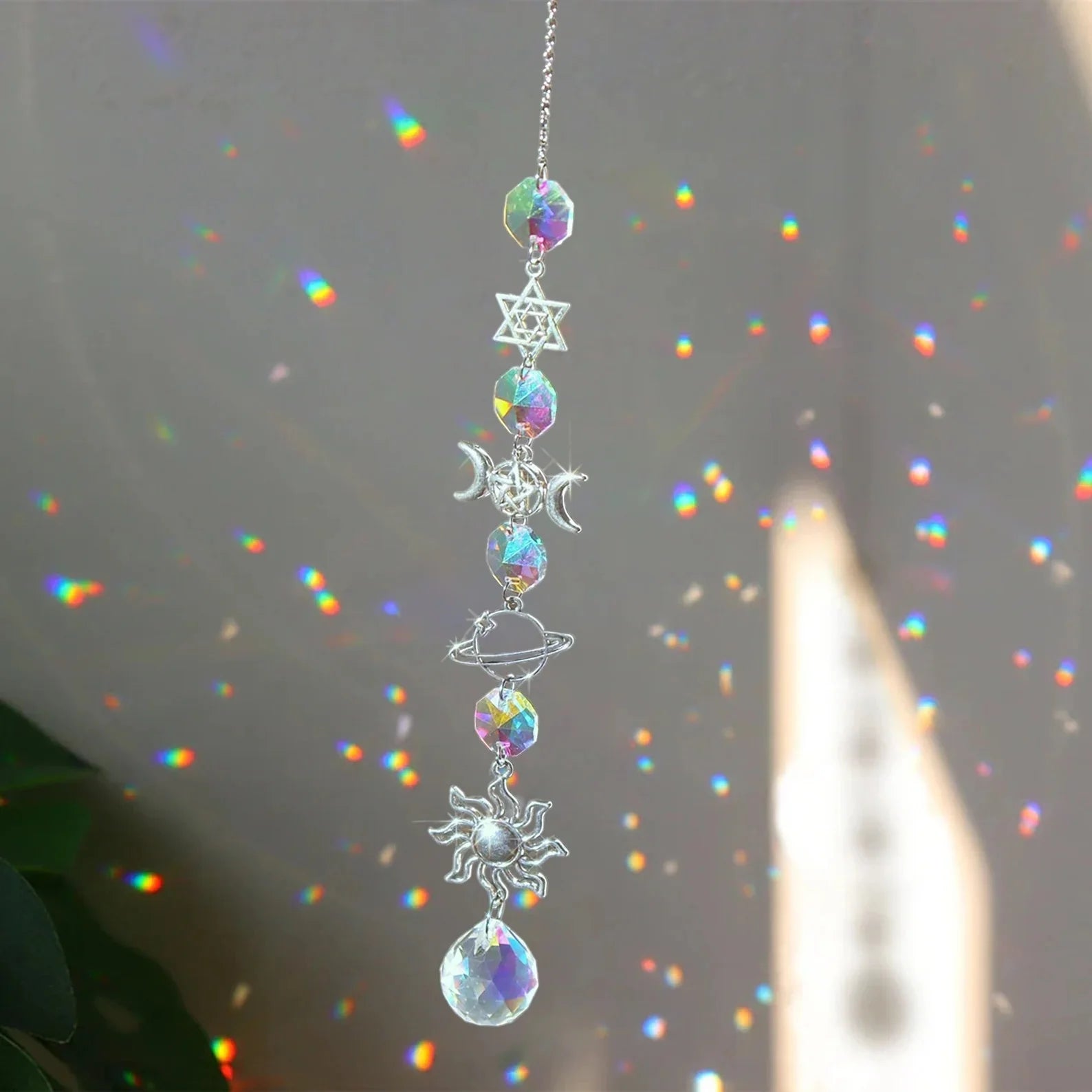 Crystal Wind Chime Rainbow Maker - Sun Catcher Pendant for Home and Garden Décor, Ideal for Holidays and Festivals